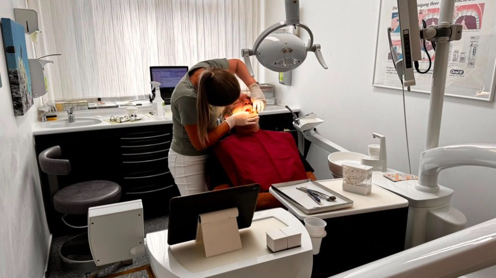 Behandlungszimmer der Praxis